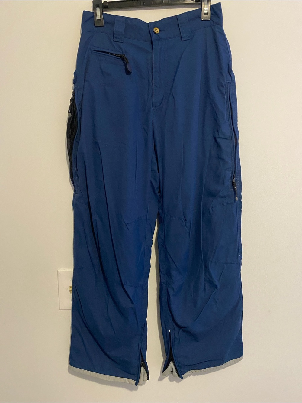 Billabong Blue Performance Outdoor Pants, good shape but missing lower toggle